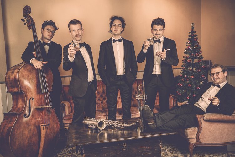 Hanse Jazz Quintett Hanse Jazz Quintett mit Instrumenten weihnachtlich